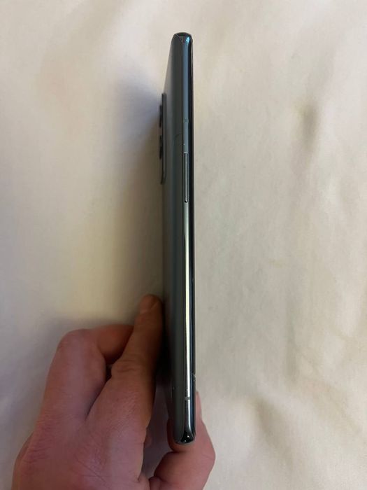 OnePlus 9 pro 12/256