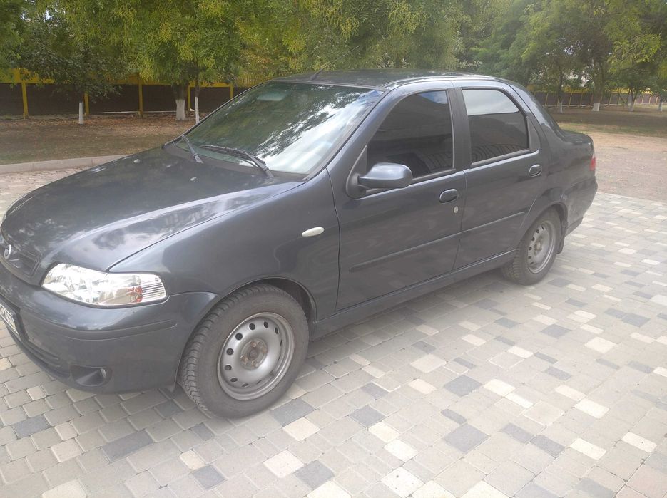 Автомобіль Fiat Albea 2003 р.