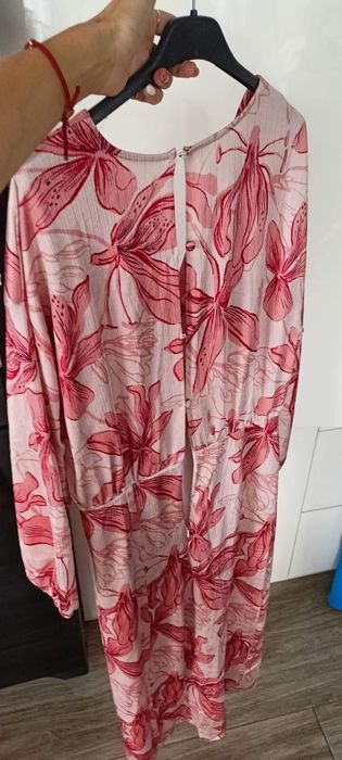 Cudna sukienka Reserved r.L-XXL