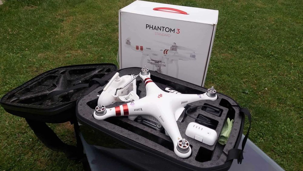 Dron DJI Phantom 3 Standard + plecak (odbytych 10 lotów)