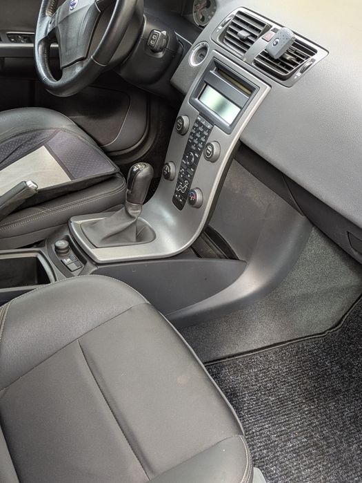 OPORTUNIDADE Volvo v50 1.6 (2006)