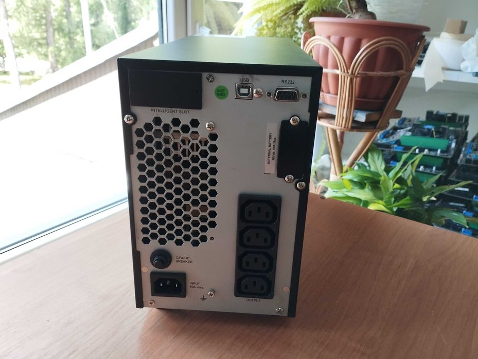 Zasilacz awaryjny Powerwalker VFI 2000C LCD
