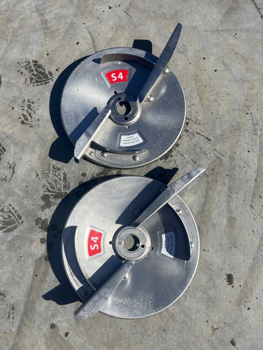 Talerz rozrzucający kpl. Lewy/Prawy S4 TARCZA S4 S6 S8