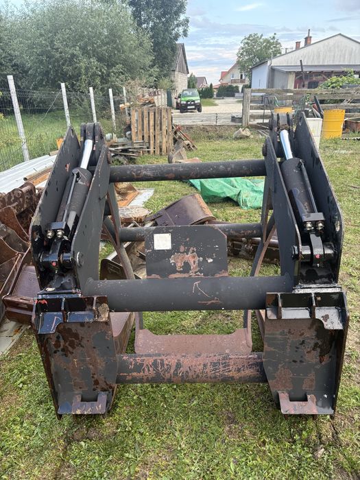 Chwytak do drewna do ladowarki przegubowej teleskopowej merlo manitou caterpillar jcb komatsu