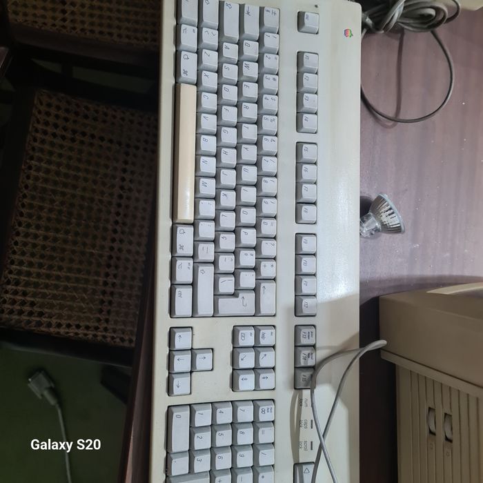 material antigo e tudo a funcionar!