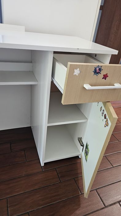 Biurko dziecięce 90cm szuflada szafka oddam