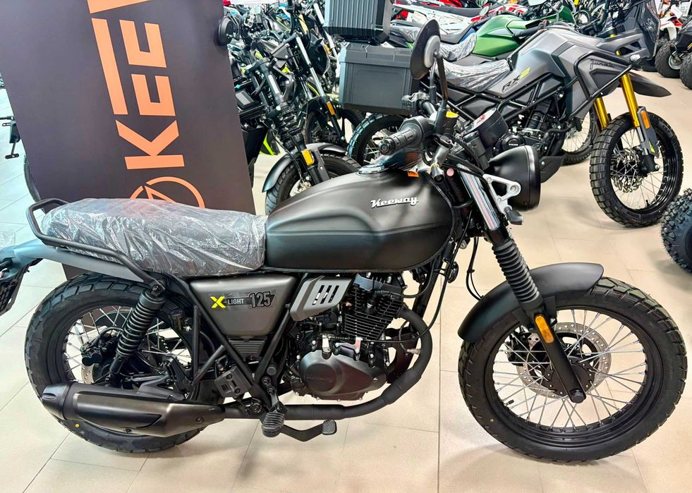 Motocykl Keeway X-LIGHT 125 cafe racer kat. B criuser