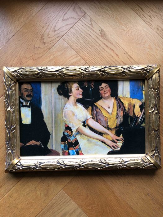 Drewniana rama w kolorze złotym 54cmx38cm rozmiar 26cmx43,5cm światło