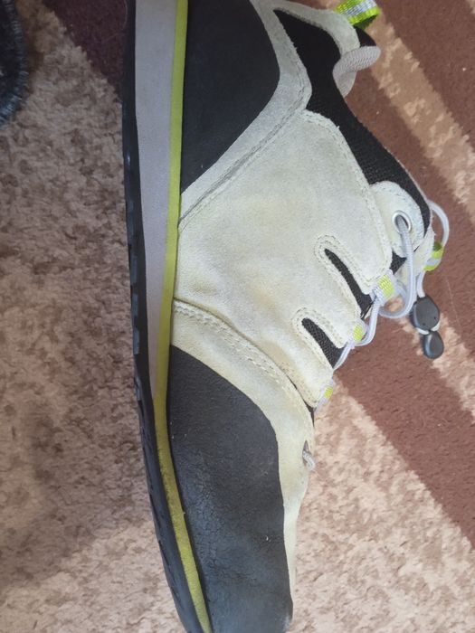 Продам кросівки 34 розмір