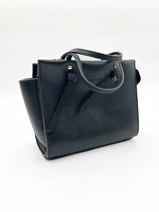 Чорна жіноча сумка / містка, практично як нова