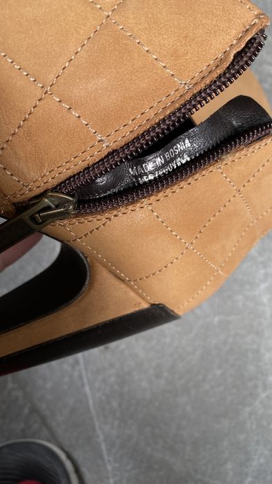 Beneton ботильони