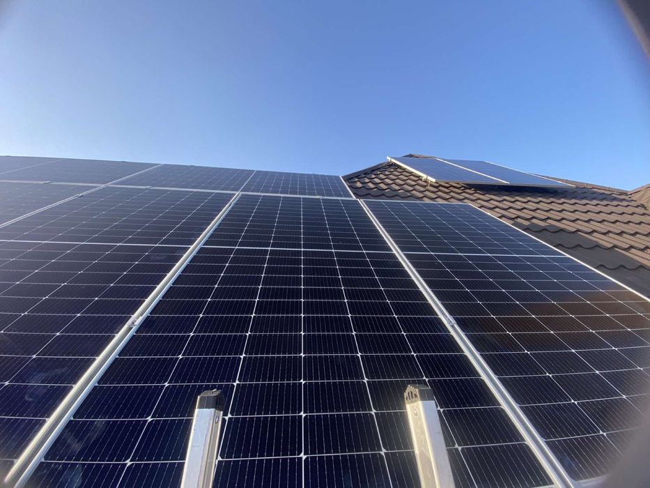 Сонячні панелі! Сонячрі батареї! Сонячні станції!