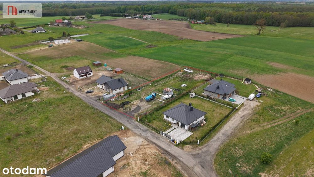 Działka budowlana 2437 m² – Stradomno