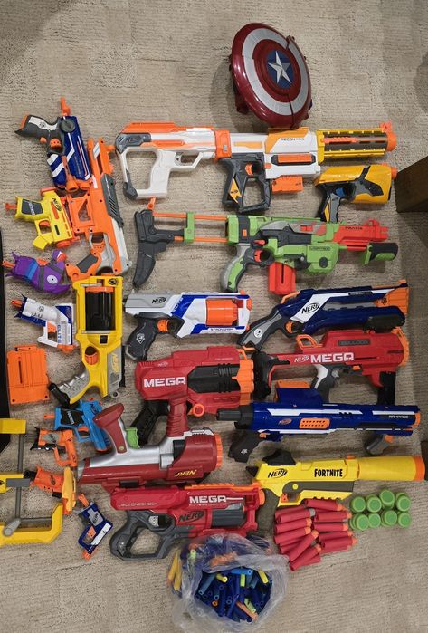 Bardzo duży zestaw nerf 22 sztuki + 6