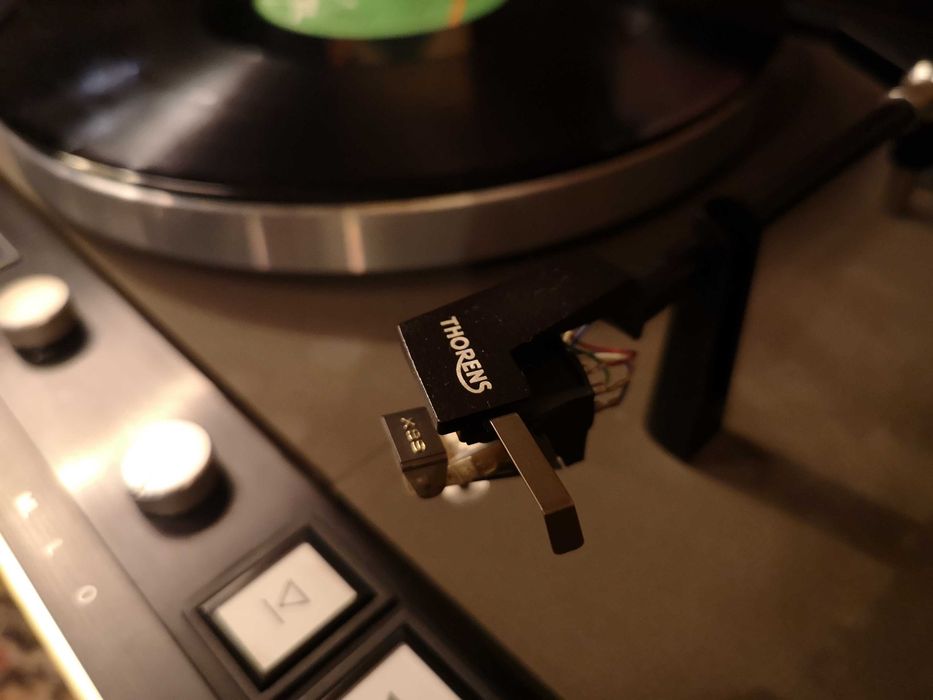 Półprofesjonalny gramofon Thorens Transcription 126 MkIII Electronic