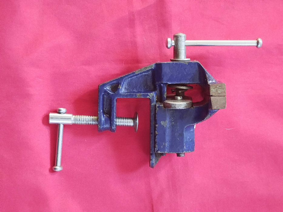 Тиски/лещата, полностью рабочие ремонтированные скол фото