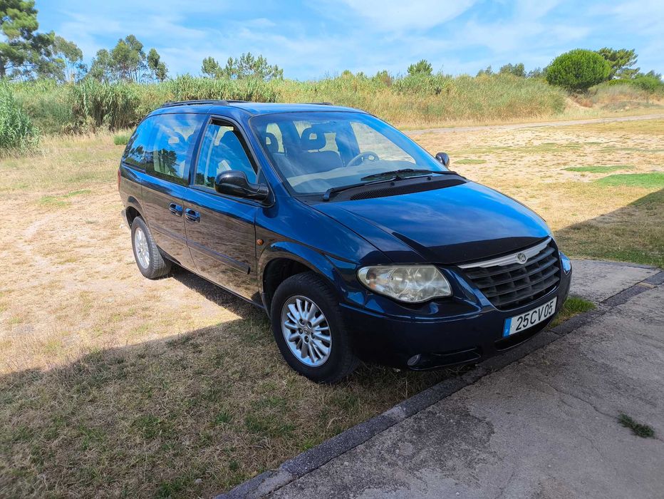 Chrysler Voyager — fotografia 2