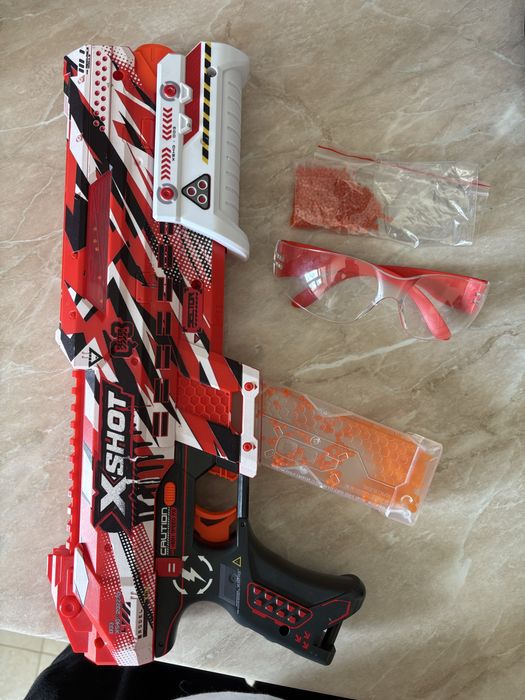 Продам бластер X-Shot Hyper gel small