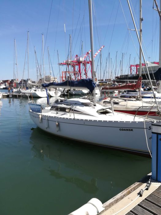 Beneteau first 235