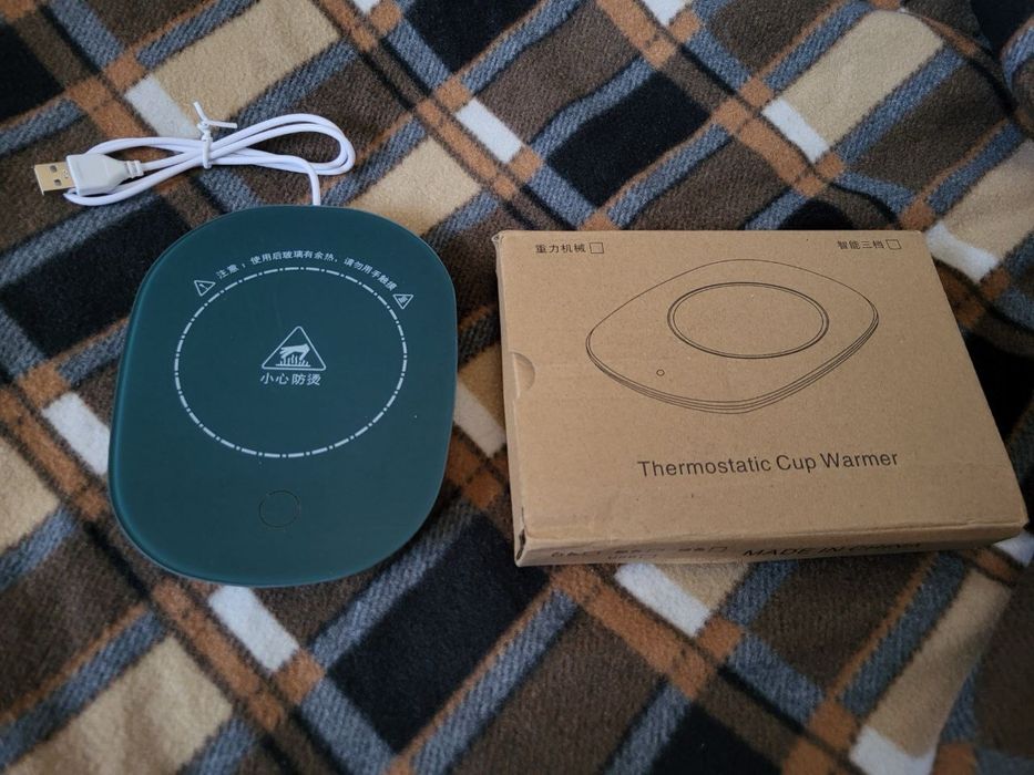 Підігрівач напоїв USB нагрівач чашок. Теплий чай в блекаут.