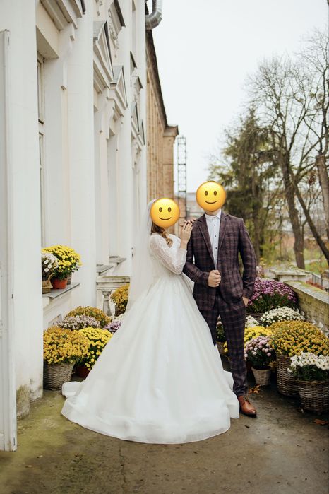 Костюм чоловічий в ідеальному стані