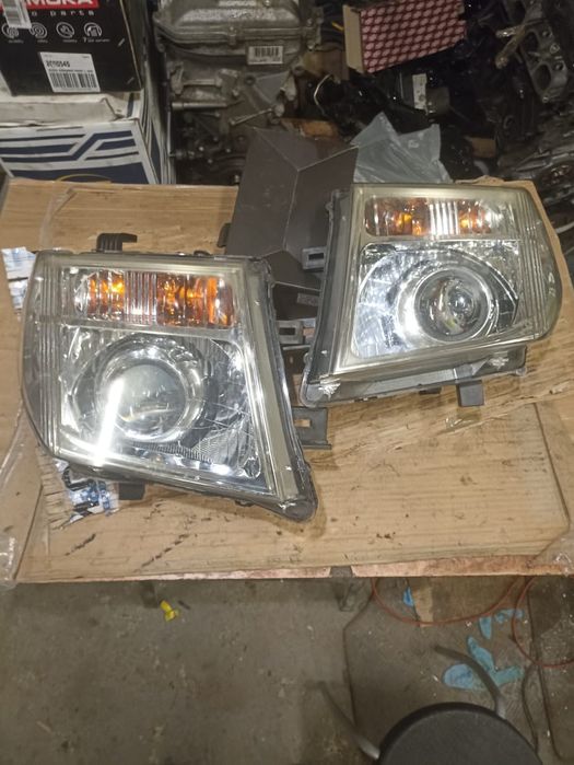 navara pathfinder фара левая правая комплект линза led nissan
