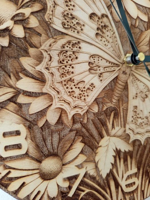 Zegar ścienny z motylem - grawer 3D