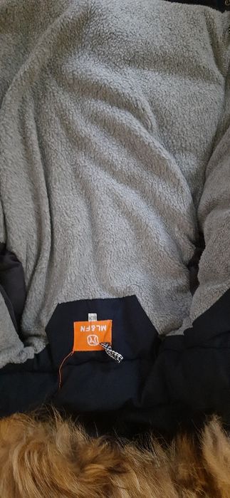 Зимова куртка на 3-5 рочків