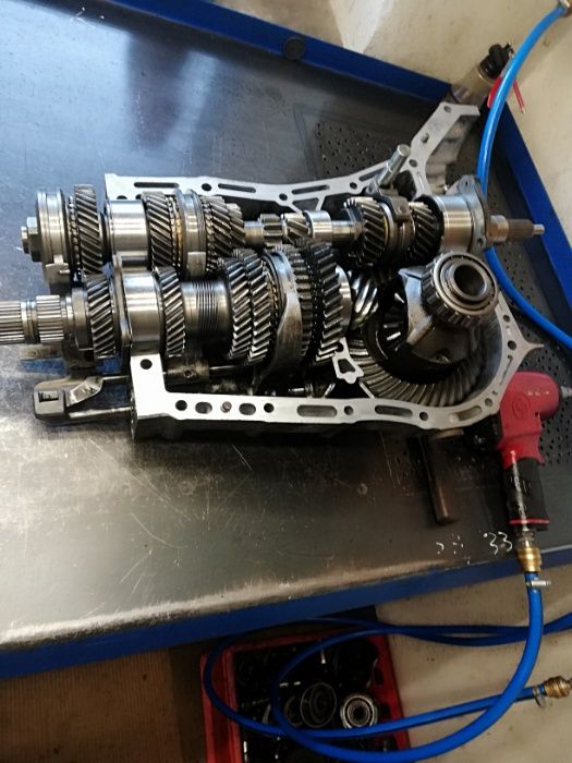 Naprawa regeneracja sprzedaż skrzyń biegów manualnych