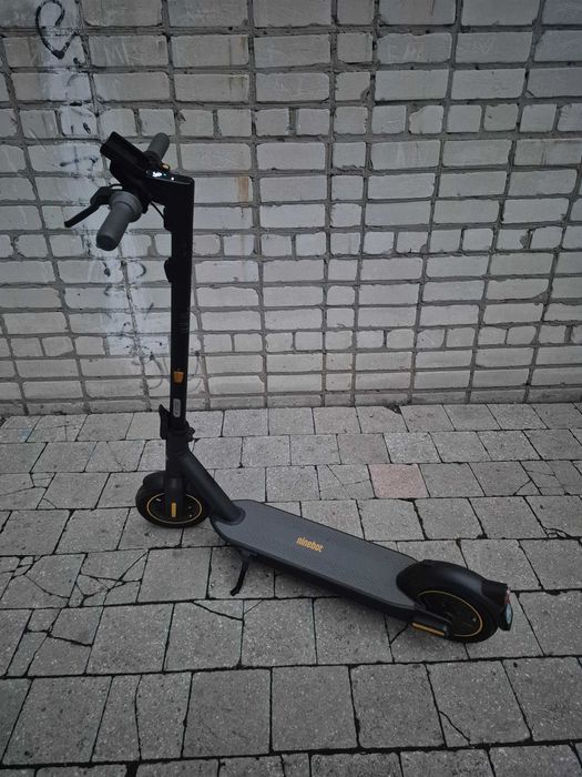 Ninebot kickscooter g30 d2