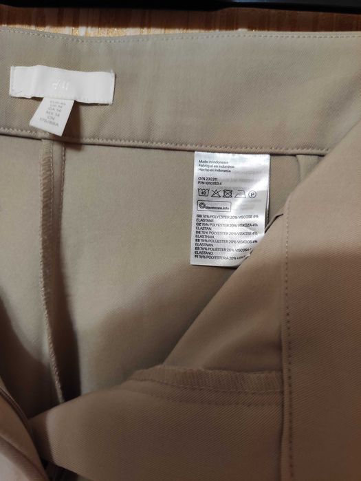 Жіночі широкі брюки H&M прямі з високою посадкою  р.52/UK16