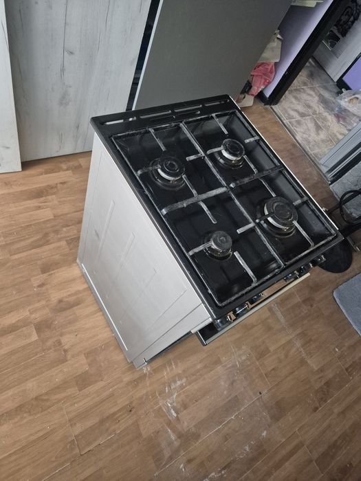 Sprzedam piekarnik wolnostojący Gorenje