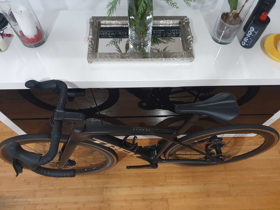 Trek Madone SL6 AXS Gen 8 Powermeter