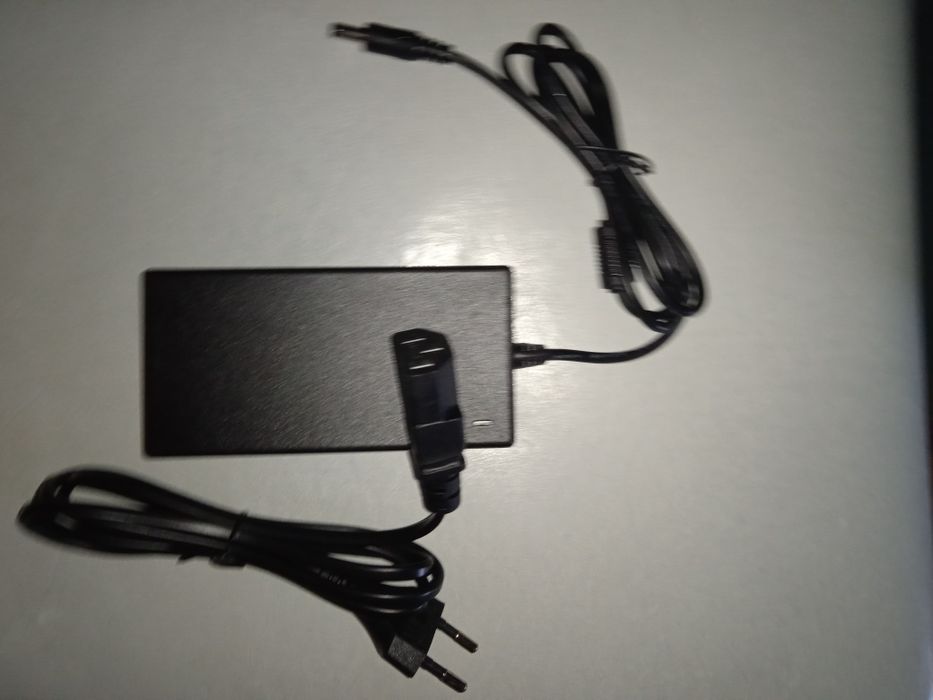 Блок питания Feron LB005 для светодиодов, преобразователь напряжения