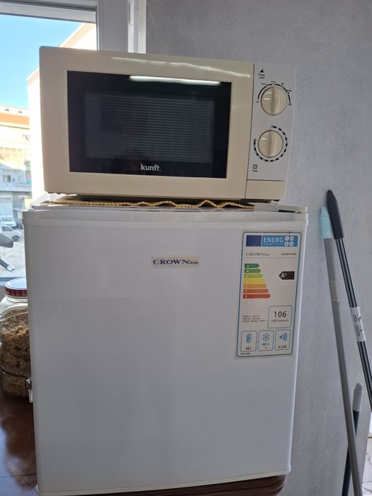 Vendo frigorífico e microondas