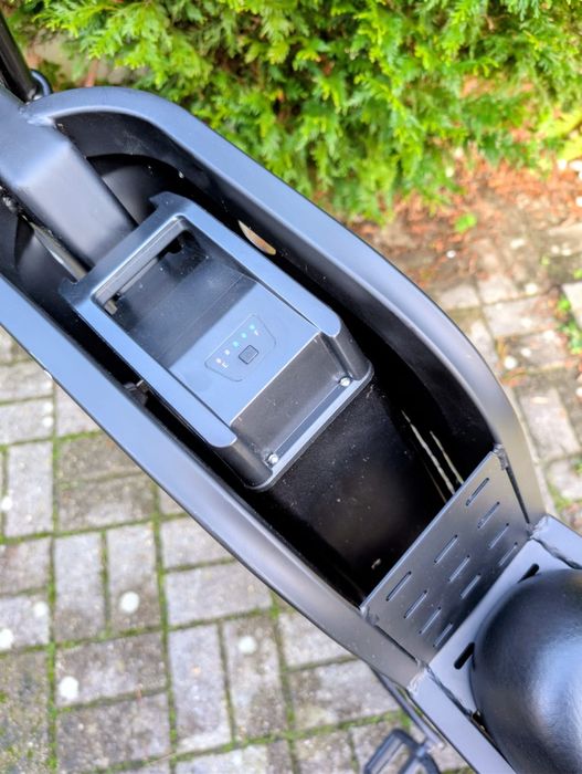 Bicicleta elétrica estilo Moto VARUN X-PLORER RAPTOR grande Autonomia