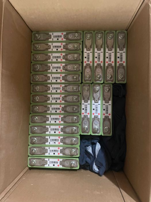 Células Yuasa Lev 40 Lítio