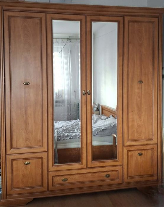 Zestaw mebli do pokoju