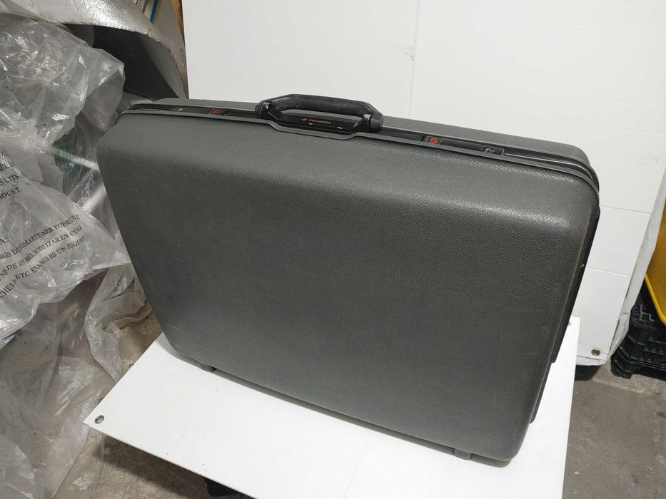 Mala de Viagem Samsonite Rígida - Grande Capacidade 74x54x23cm