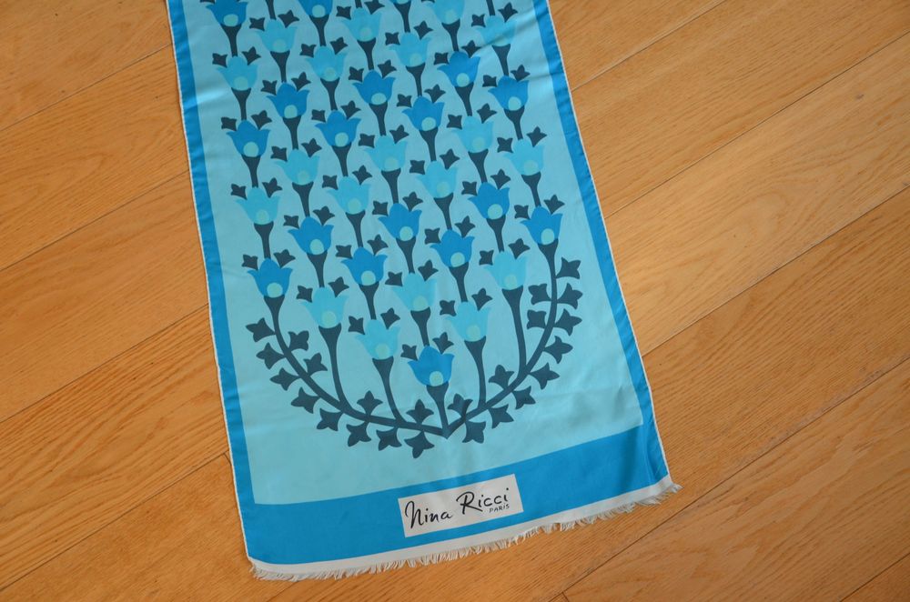 oryginalna Nina Ricci szal 100% silk jedwab