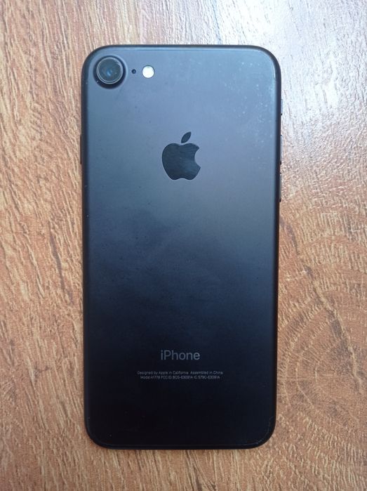 iPhone 7 заблокований