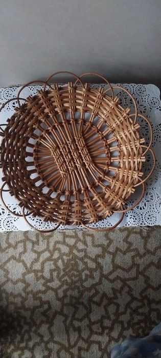 Тарелка,корзинка плетеная, домовик-оберег