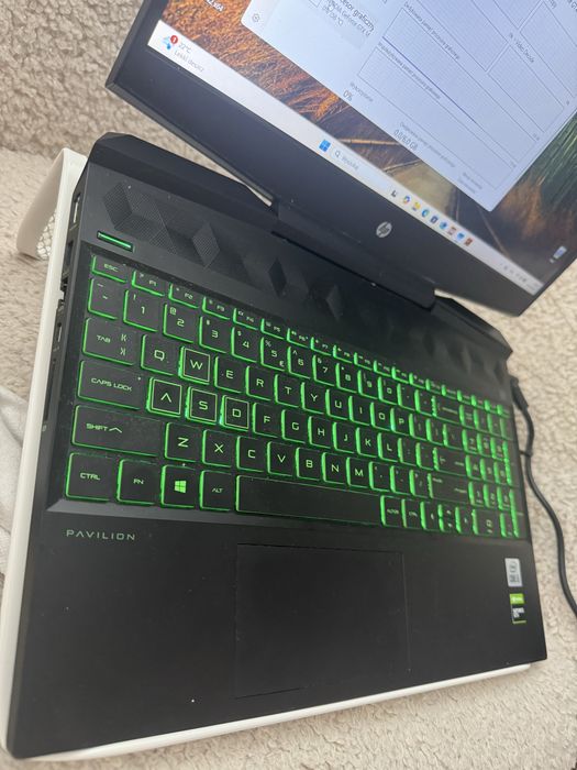 Ігровий ноутбук  Pavilion 1660Ti I5 10300