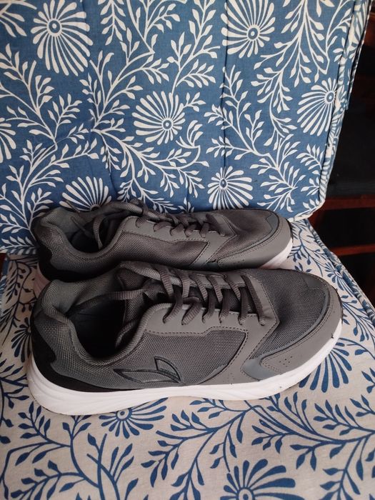 Tênis sapatilhas desporto IPSO tam 40