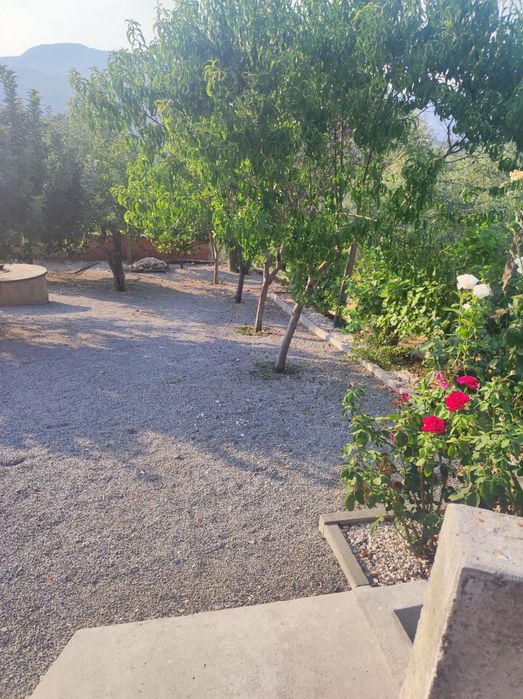 Vendo espaço rústico com casa remodelada a 10 minutos de carro a Vila