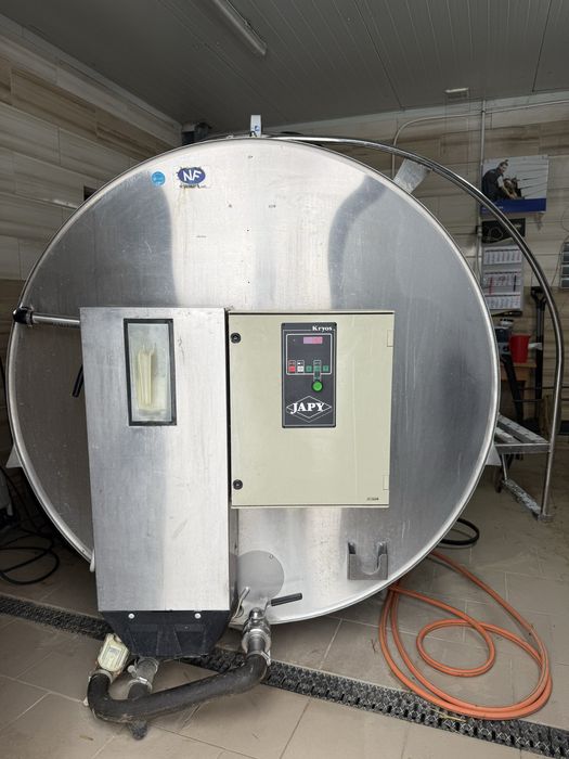 Zbiornik schładzalnik mleka Gea Westfalia Japy  3685 litrów SUPER STAN