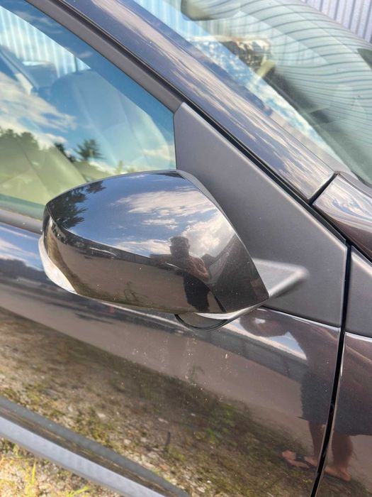 Lusterko prawe kompletne Renault Megane III 8pin kolor NV676 Europa