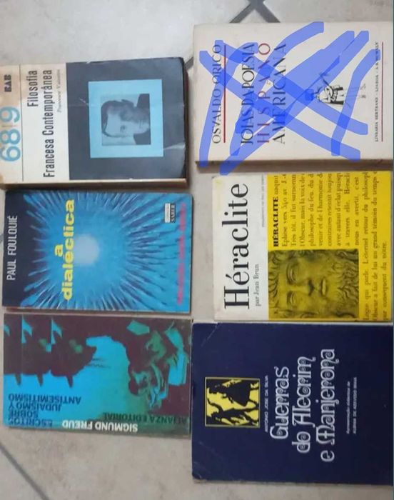 Diversos livros para desocupar