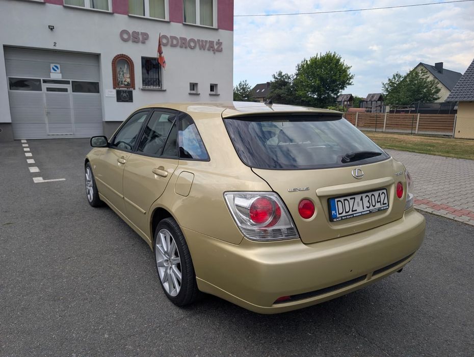 Lexus IS200  kombi RARYTAS