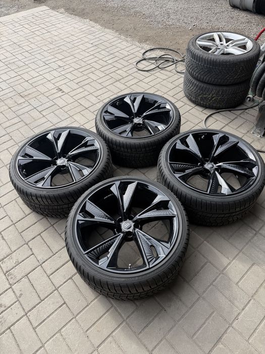 Koła zimowe Audi Sport RS6 4K C8 RS7 | 5x112 10,5J 22 Cale ET19 | 285/30R22 101W Hankook Winter I*Cept